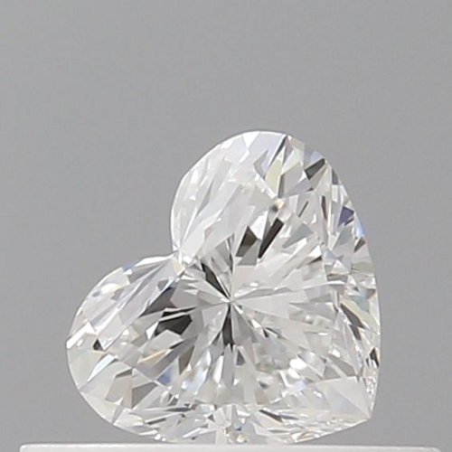 0.32 carat E-VVS2 Natūralus Heart Deimantas (1)
