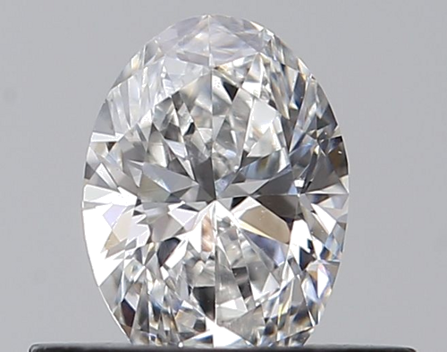0.39 carat E-VS1 Natūralus Oval Deimantas (1)