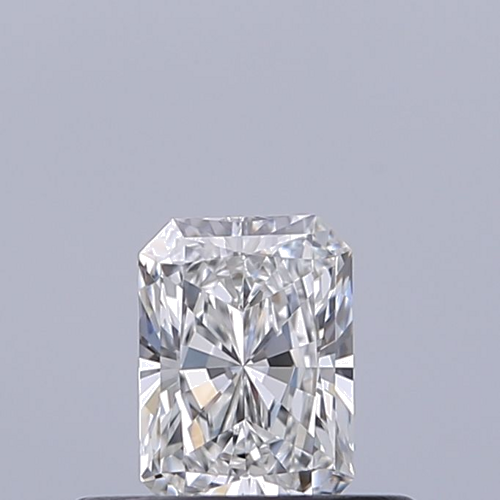 0.32 carat E-VVS2 Natūralus Radiant Deimantas (1)