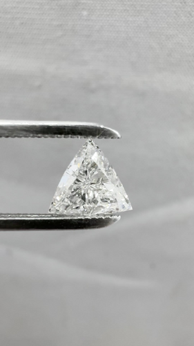 0.5 carat G-SI1 Natūralus Triangular Deimantas (1)
