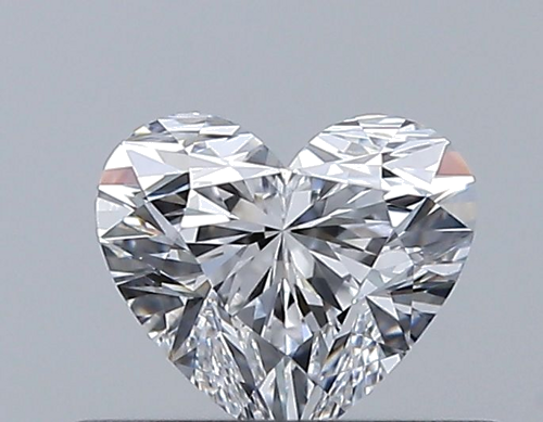 0.36 carat D-VVS1 Natūralus Heart Deimantas (1)