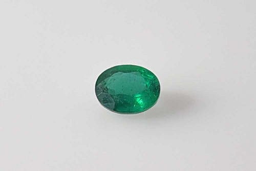 0.567 carat GREEN Oval Smaragdas (1)