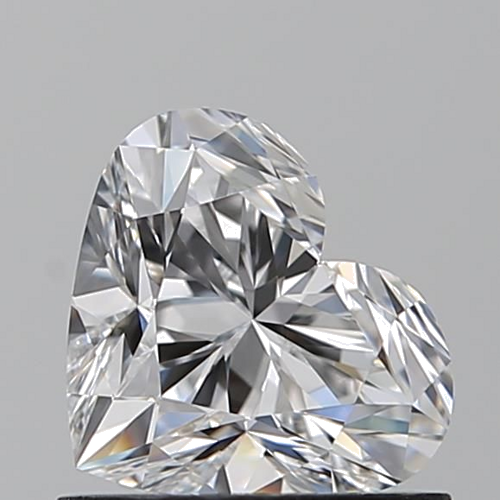 0.82 carat D-VVS2 Natūralus Heart Deimantas (1)