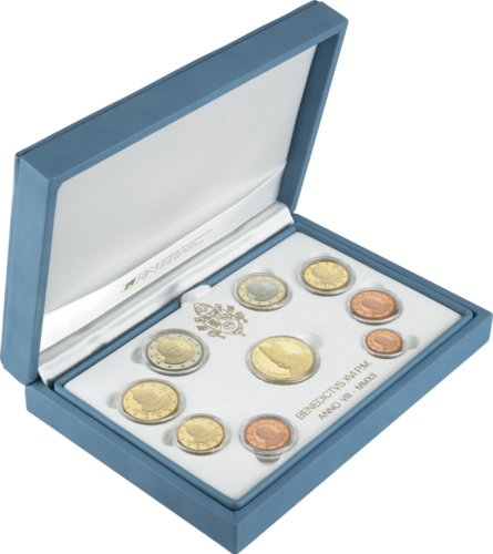 2012 Vatican City Pope Benedict XVI Proof Euro Coin Set with 50 euro gold coin (3)