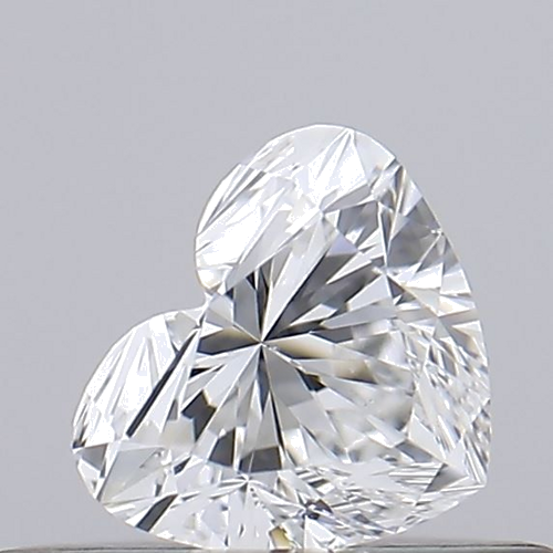 0.25 carat F-SI1 Natūralus Heart Deimantas (1)
