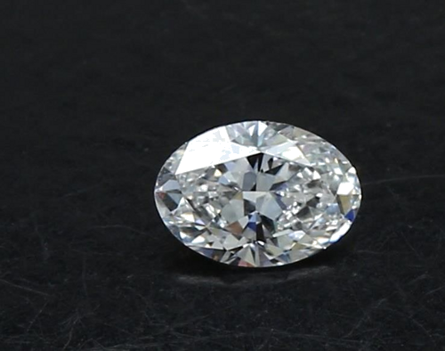 0.4 carat D-SI1 Natūralus Oval Deimantas (1)