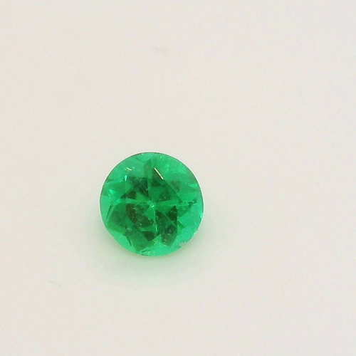 0.12 carat GREEN Round Smaragdas (1)