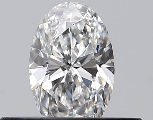0.31 carat E-VS2 Natūralus Oval Deimantas (1)