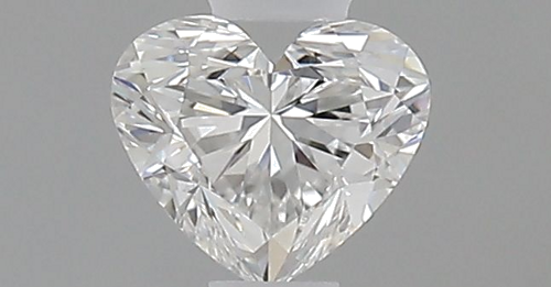 0.32 carat F-IF Natūralus Heart Deimantas (1)