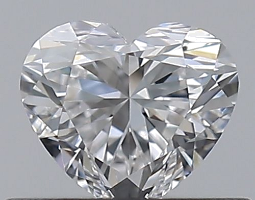 0.41 carat E-VVS2 Natūralus Heart Deimantas (1)