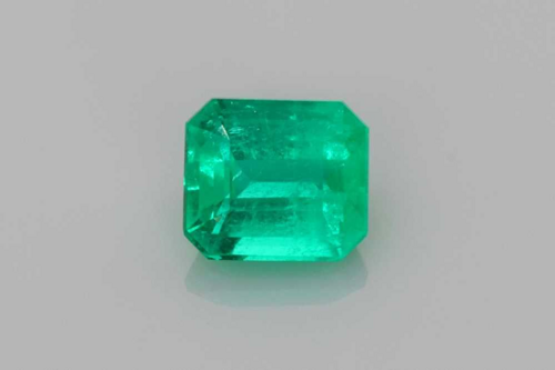 0.35 carat GREEN Octagonal Smaragdas (1)