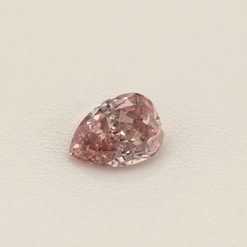0.19 carat Fancy Intense Orangey Pink-SI2 Natūralus Pear Deimantas (1)