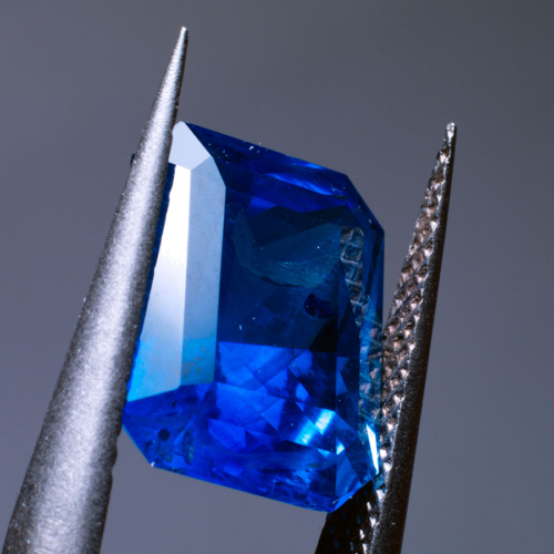 6,72 ct. Safīri Karaliski zili (3)