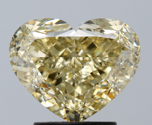 3.01 carat Fancy Yellow-VVS2 Natūralus Heart Deimantas (1)