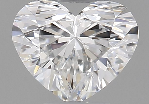 0.27 carat E-VVS1 Natūralus Heart Deimantas (1)