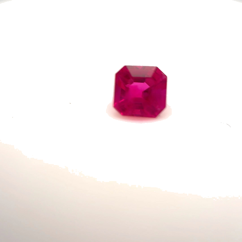 0.37 carat RED Asscher Rubinas (1)