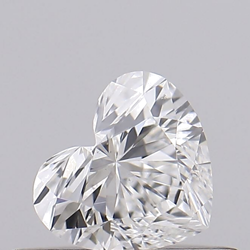 0.28 carat F-SI1 Natūralus Heart Deimantas (1)