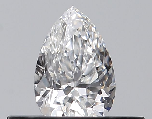 0.28 carat E-VVS1 Natūralus Pear Deimantas (1)