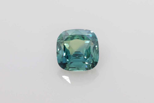 1.56 carat TEAL Cushion Safyras (1)