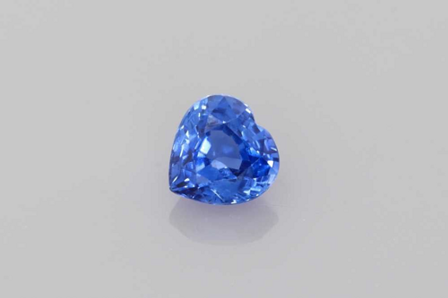 0.59 carat BLUE Heart Safyras (1)
