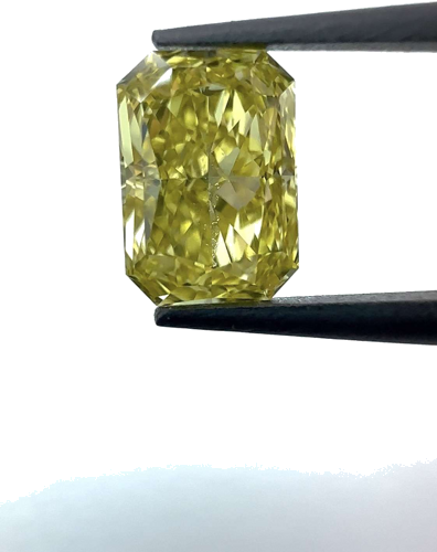 0.7 carat Fancy Vivid Yellow-SI1 Natūralus Radiant Deimantas (1)