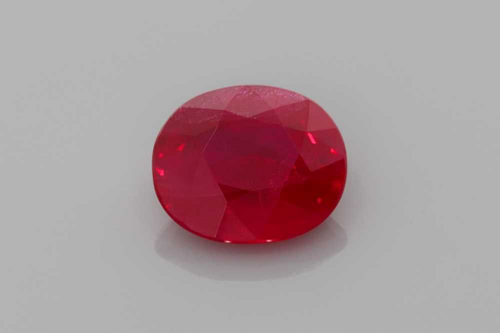 1.74 carat RED Rubinas (1)