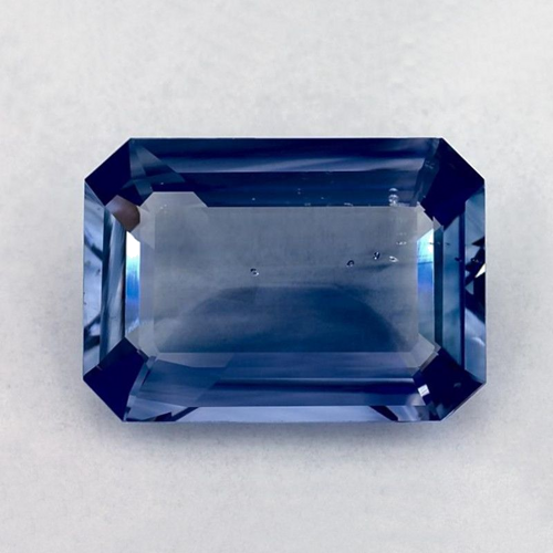 6.11 carat BLUE Octagonal Safyras (1)