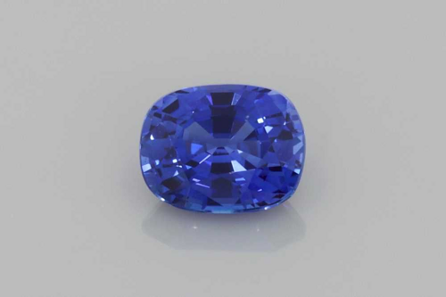 0.66 carat BLUE Cushion Safyras (1)