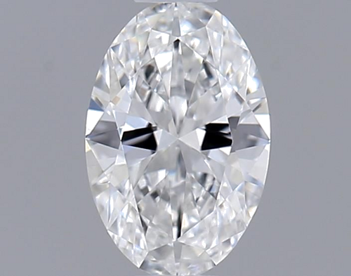 0.27 carat E-VVS1 Natūralus Oval Deimantas (1)