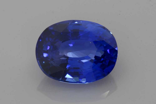 7.06 carat BLUE Safyras (1)