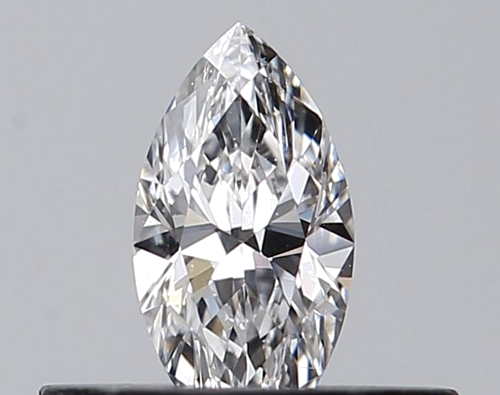0.23 carat E-VVS2 Natūralus Marquise Deimantas (1)