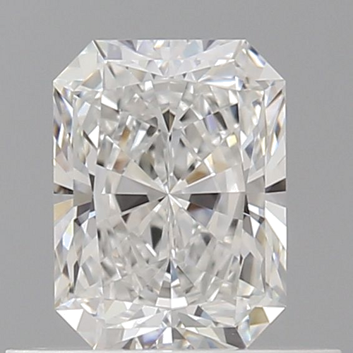 0.53 carat E-VVS2 Natūralus Radiant Deimantas (1)