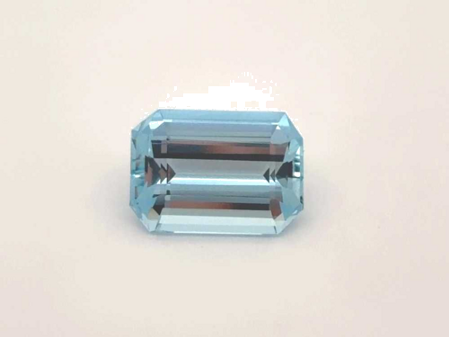 5.53 carat BLUE Emerald Aquamarine (1)