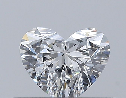 0.31 carat E-VS2 Natūralus Heart Deimantas (1)
