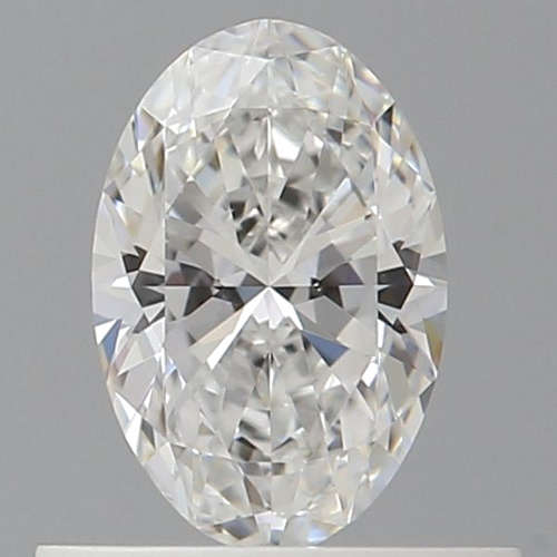 0.52 carat E-VVS2 Natūralus Oval Deimantas (1)