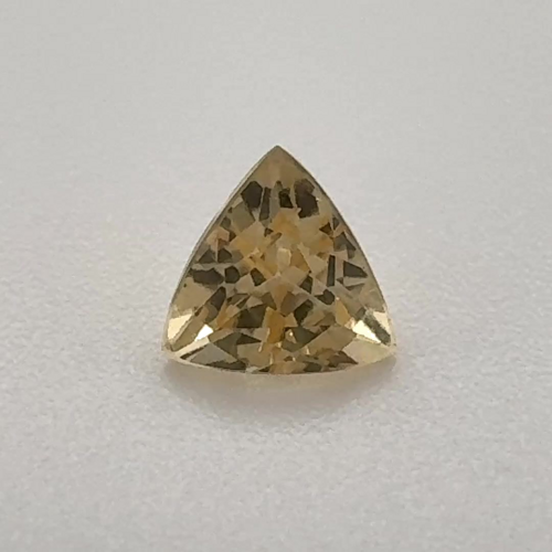 0.585 carat YELLOW Trilliant Topaz (1)