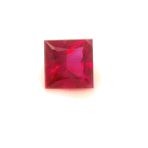 0.31 carat RED Princess Rubinas (1)