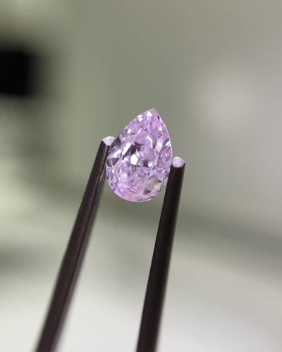 0.31 carat Fancy Light Purplish Pink-SI2 Natūralus Pear Deimantas (1)