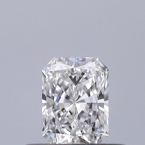0.3 carat E-VVS2 Natūralus Radiant Deimantas (1)