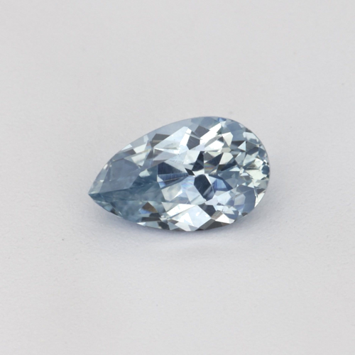 0.26 carat GREEN Pear Safyras (1)