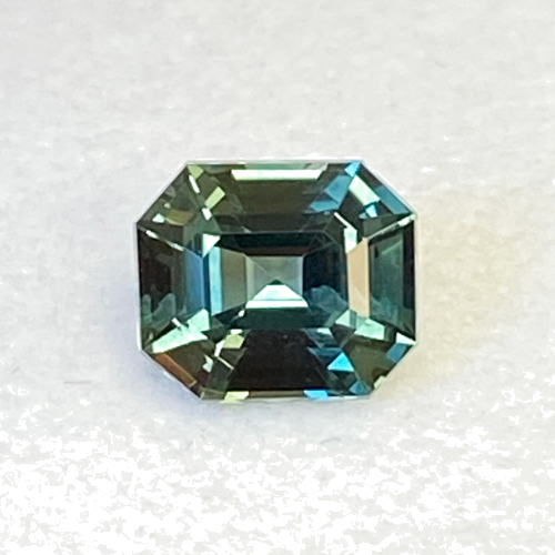 1.49 carat GREEN Emerald Safyras (1)
