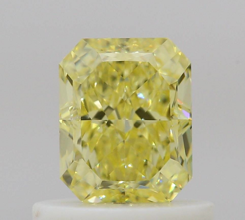 0.69 carat Fancy Intense Yellow-VS1 Natūralus Radiant Deimantas (1)