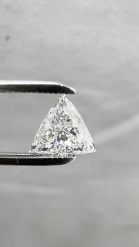0.6 carat E-SI1 Natūralus Triangular Deimantas (1)