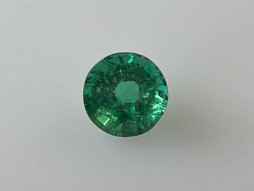 1.61 carat GREEN Round Smaragdas (1)