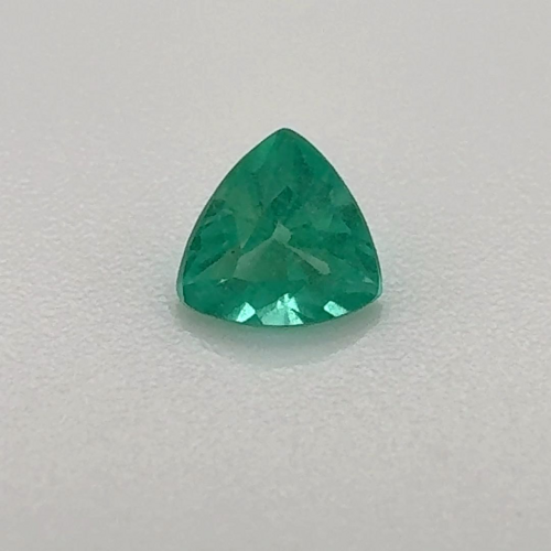 0.27 carat GREEN STEP cut Trilliant Smaragdas (1)