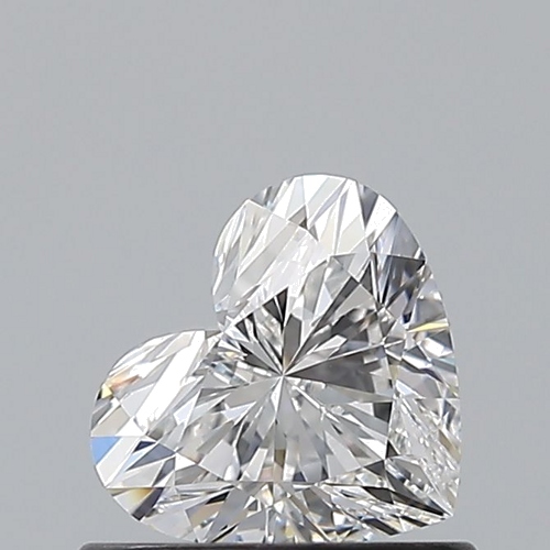 0.62 carat E-VVS2 Natūralus Heart Deimantas (1)