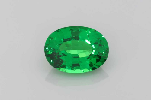 2.07 carat GREEN Oval Garnet (1)