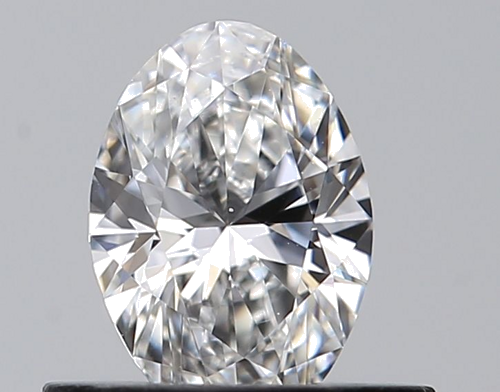 0.46 carat E-VS1 Natūralus Oval Deimantas (1)