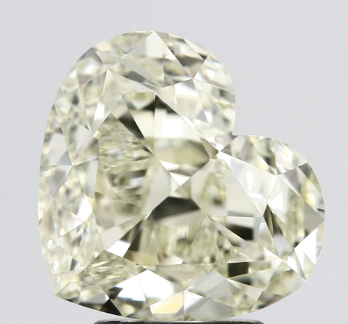 5.01 carat Fancy Light Yellow-VVS2 Natūralus Heart Deimantas (1)