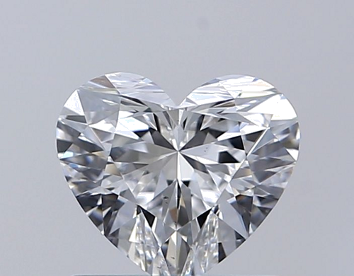 0.76 carat E-VS2 Natūralus Heart Deimantas (1)